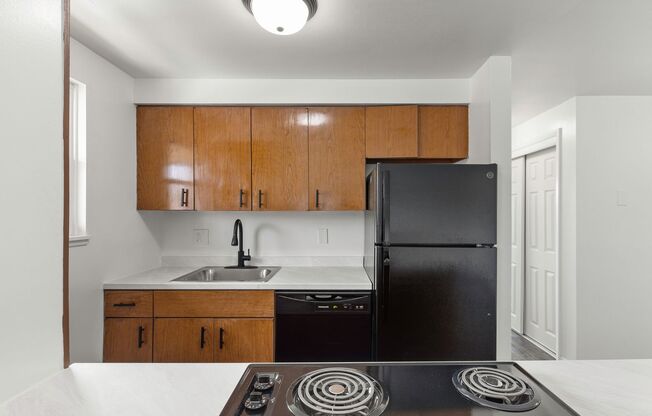 1 bed, 1 bath, 680 sqft, $1,050, Unit 135-6