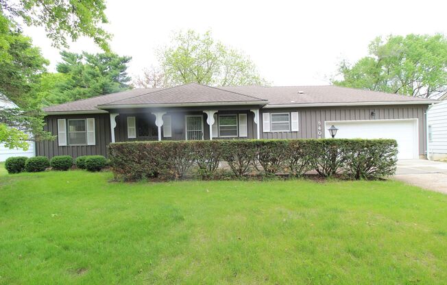 3 Bedroom 2 Bath Home In Overland Park