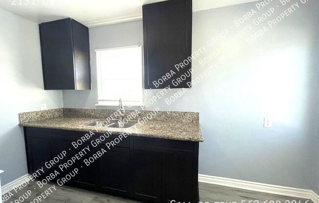 2131 1/2 PACIFIC AVE