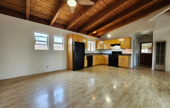 1449 Ditty Ave.