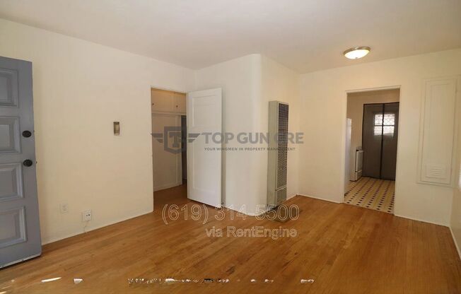 1 bed, 1 bath, 700 sqft, $2,045, Unit 4433