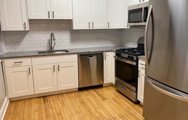 Touhy & Paulina Apartments