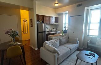 Spacious 2 Bed / 1 Bath Available July 10 | $1,625 | Pet Friendly + Free Storage