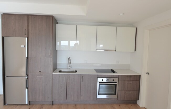 1 bed, 1 bath, 645 sqft, $4,000, Unit 1724