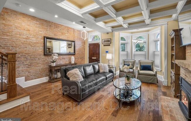 47 NEW YORK AVE NW