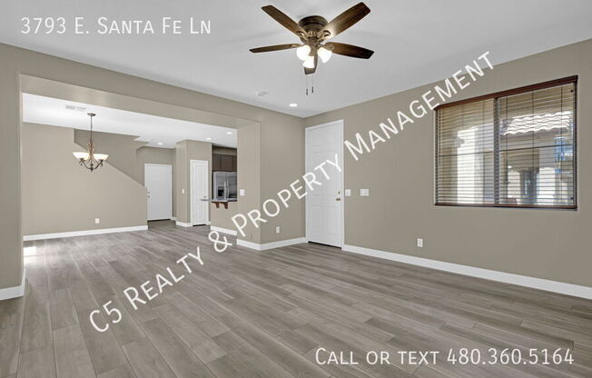 3793 E SANTA FE LN