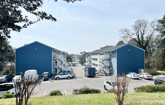 2 beds, 2 baths, 950 sqft, $1,705, Unit 2107-10