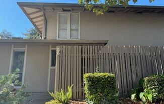 Cozy 2 Bedroom townhouse in best Marinwood neighborhood location