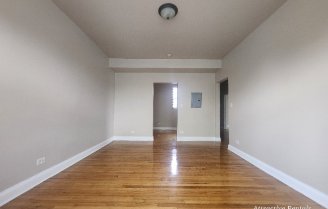 49 E MARQUETTE RD