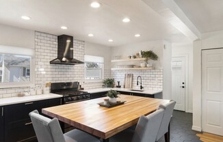 55 PARAGON RD