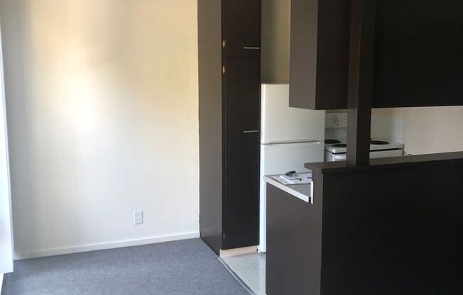 Studio, 1 bath, 378 sqft, $2,295, Unit 36