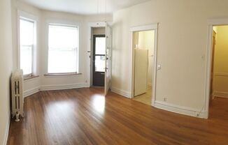 5440-42 N Winthrop Ave