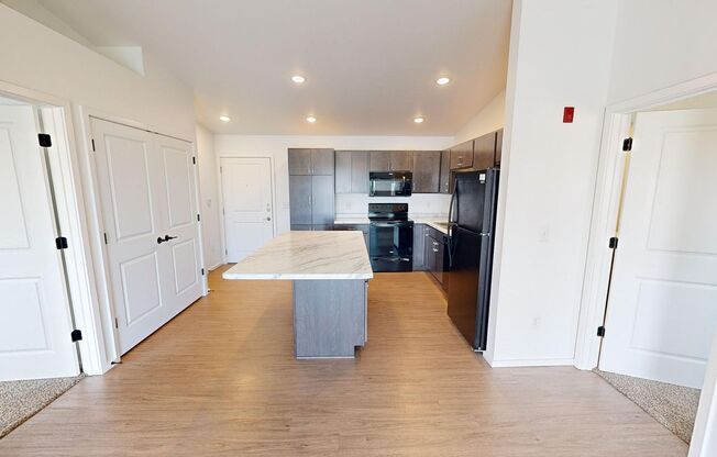 2 beds, 2 baths, 912 sqft, $1,409, Unit 1244-12
