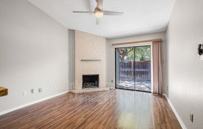 3815 MENCHACA RD