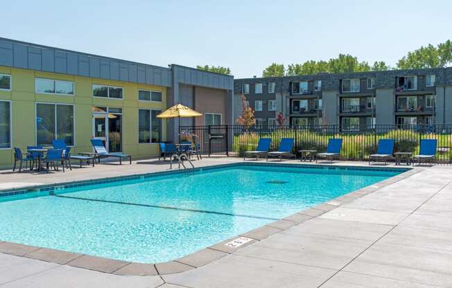 Swimming pool area at Shorview Grand cheap apartments in Shoreview MN