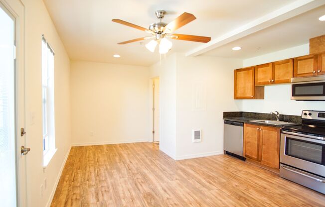 Studio, 1 bath, 276 sqft, $1,025, Unit 5607-202