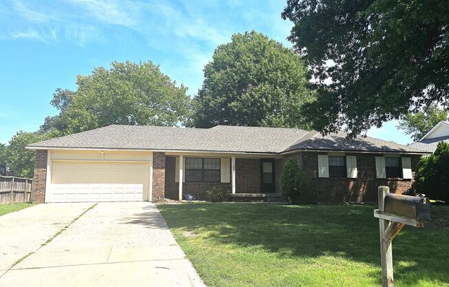 Massive 4 bed 2 bath home for rent