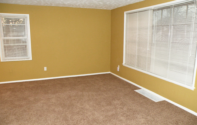 Renovated 3 Bedroom Colonial!