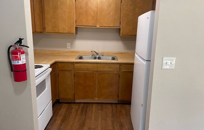 2 beds, 1 bath, 750 sqft, $700, Unit CC177