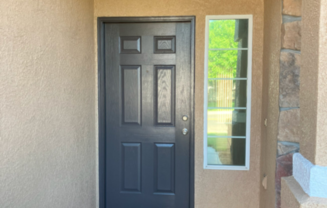 2913 Esta Avenue, Modesto, CA 95355 **COMING SOON**