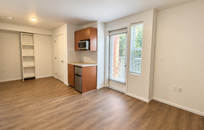 Studio, 1 bath, 190 sqft, $1,495, Unit 3210