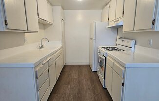 1135 W I ST