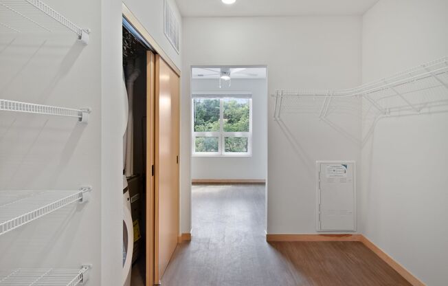1 bed, 1 bath, 687 sqft, $1,615, Unit 209