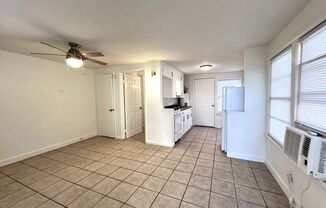 Studio, 1 bath, $815, Unit CARBACK