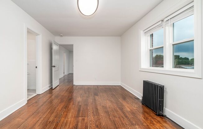 1 bed, 1 bath, 680 sqft, $1,235, Unit 9610 Sherwood Place - Unit 26