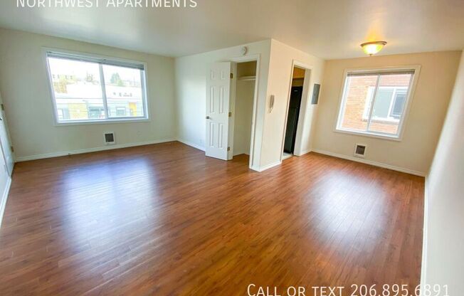 1709 E UN ST