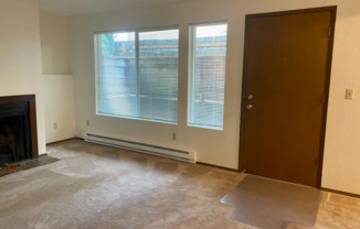 1 bed, 1 bath, 700 sqft, $1,500