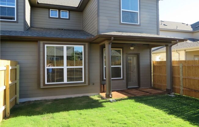 Beautiful 4 bed/2.5 bath/2 car garage!