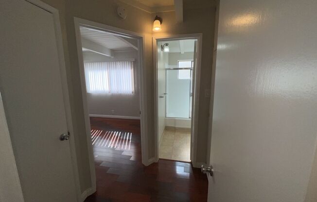 1 bed, 1 bath, 600 sqft, $1,695, Unit 4