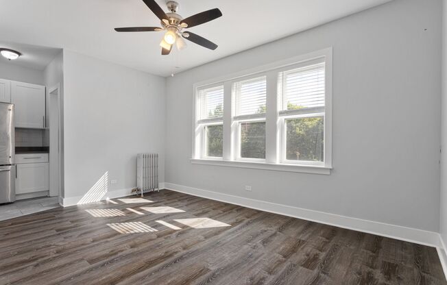 1 bed, 1 bath, 402 sqft, $1,600, Unit 208