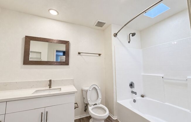 1 bed, 1 bath, 768 sqft, $2,748, Unit 306