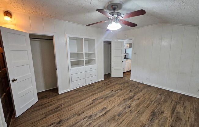 Cozy 2-Bedroom, 1-Bath Diplex with 1-Car Garage Near UNT Denton – Priced to Lease Fast!