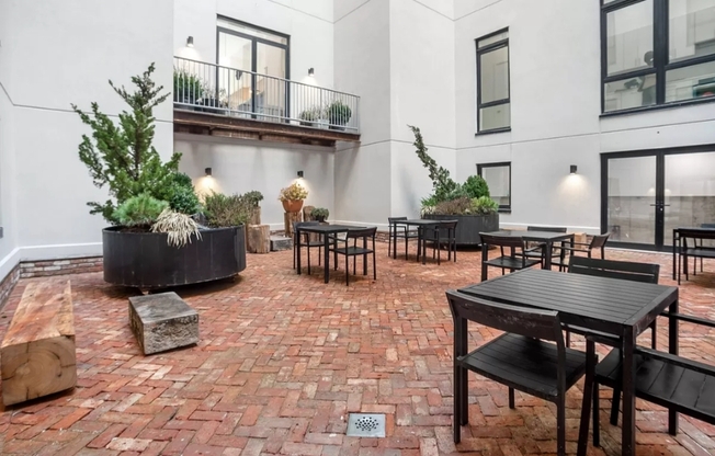 2 beds, 1 bath, 601 sqft, $4,200, Unit 6-A