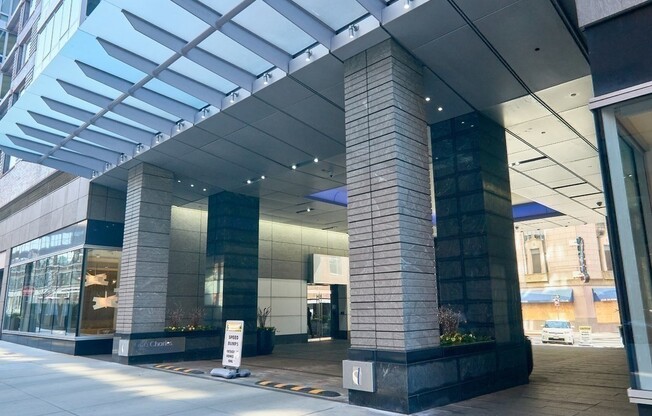 Studio, 1 bath, 610 sqft, $3,200, Unit 807