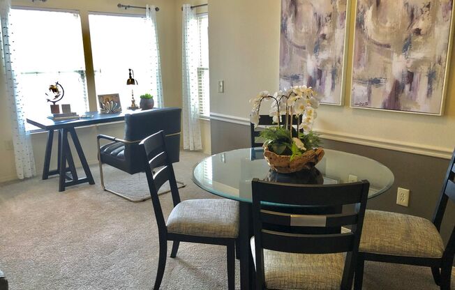 1 bed, 1 bath, 856 sqft, $1,170, Unit 0812