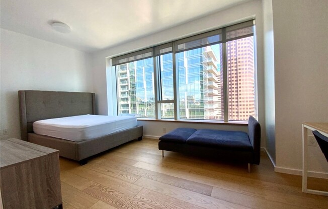 Studio, 1 bath, 480 sqft, $2,450, Unit 1105