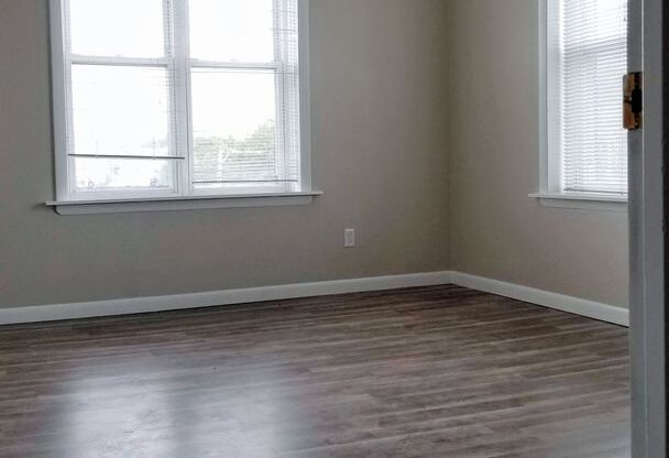 1 bed, 1 bath, $1,595, Unit 306