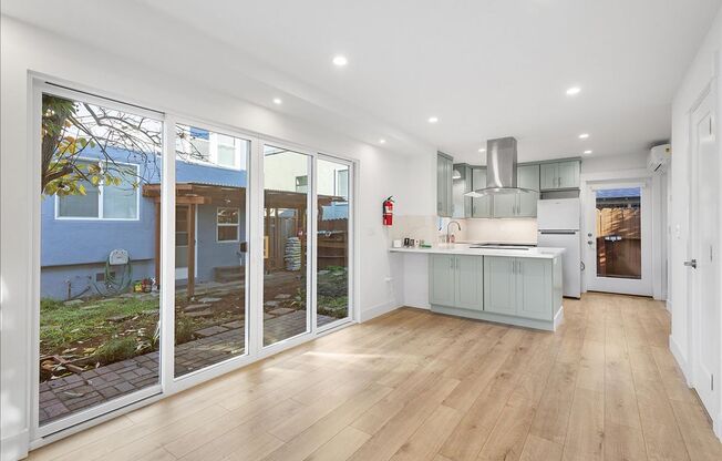 1012 #A Broadway - 2 Bedroom | 2 Bath | ADU