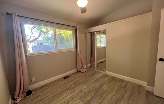 3 beds, 2 baths, $3,100