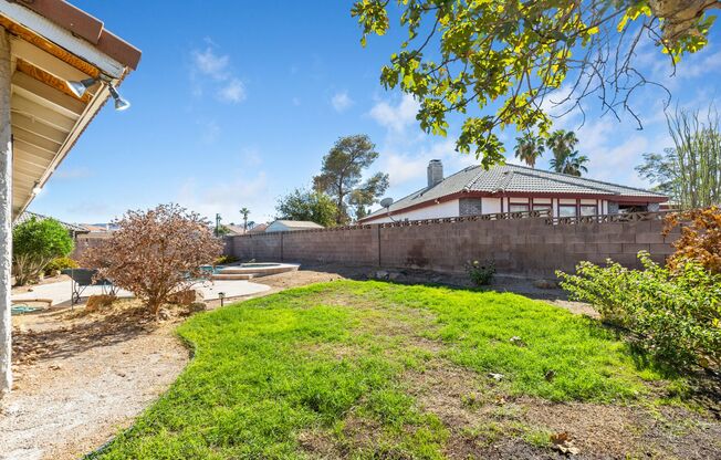 3 beds, 2 baths, $2,790