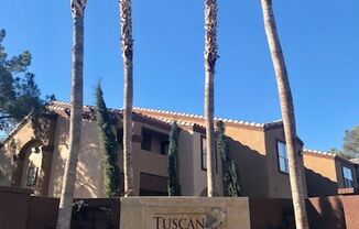 AWESOME 2 BEDROOM UPGRADED CONDO NEAR STRIP W/ RV PARKING!!!