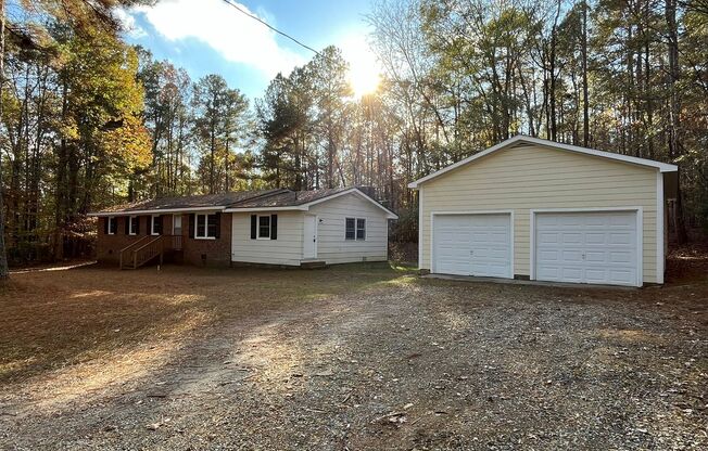 Charming 3BD, 2BA Wake Forest Home on a Large, Private Lot with a Detached 2-Car Garage, Providing Easy Access to Raleigh and Durham