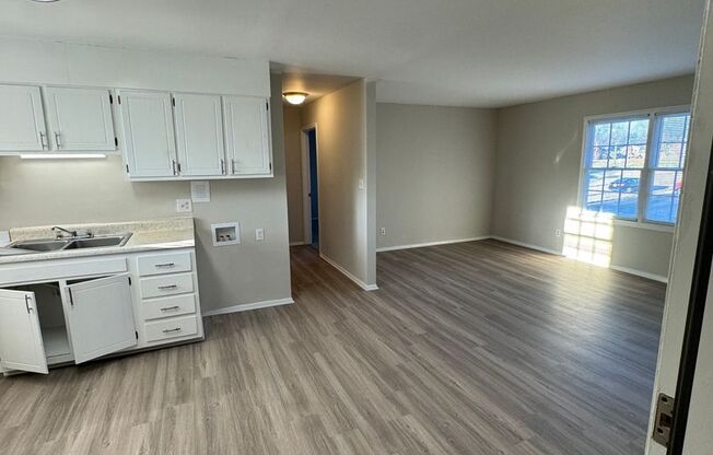 2bed/1ba Apt off S Main Kannapolis close to Downtown Kannapolis & Hwy 73