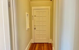 1 bed, 1 bath, 750 sqft, $2,450, Unit 502