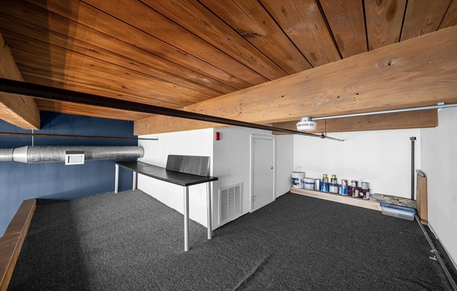 1 bed, 1 bath, 1,300 sqft, $2,900, Unit 113