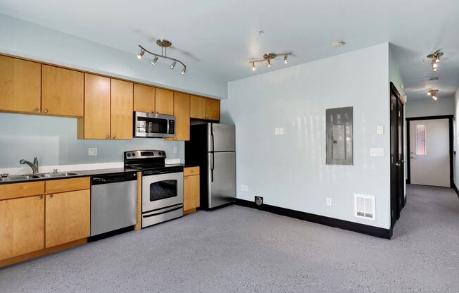 Studio, 1 bath, 429 sqft, $1,325, Unit 960-108